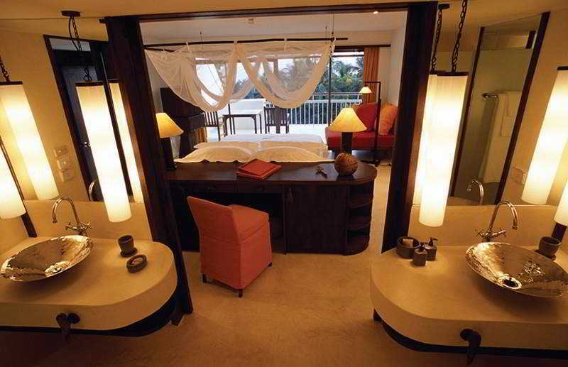 Evason Phuket Hotel ภายนอก รูปภาพ